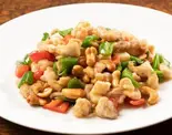 鶏肉とカシューナッツ炒め（中華料理 富記）