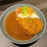 三元豚厚切りカツカレー(カレー&タコライス 皇亭ペンギン神田店)