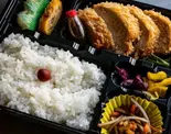 トンカツ弁当赤味噌ソース(BENTSISTA)