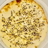 ごまハニーチーズナン Goma Honey Cheese Nan(インドカレー専門店好き)