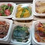 八百屋のベジデリおまかせ3種(八百屋&Cafe はっぴ〜べじたぶる)