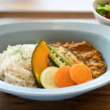 のっけ野菜のスパイシーカレー(Cafe りあん)