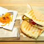 ハーフ＆ハーフパニーニ（CAFE PINO ESPRESSO）