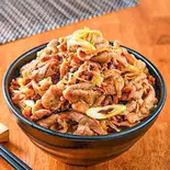 【満足】やみつき ガーリックスタミナ豚丼+濃厚！ちょいカレー付き(お肉400g)Garlic stamina pork bowl + Rich curry（激盛り豚丼 メガトン 江古田店）