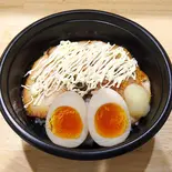 背徳感のマヨネーズ炙り豚丼（圧倒的背徳感！炙り豚RUSH！ 弘明寺店）
