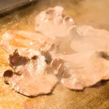 牛タンステーキ~ネギ塩ダレと一緒に~（東京鉄板倶楽部 田）