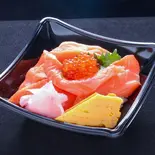 海鮮親子丼 (Aurora Salmon ＆ Salmon Roe Bowl)（天下の台所 大起水産 八軒家浜 まぐろスタジアム）