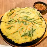 ニラチヂミ（やさい村大地 赤坂田町通り店）