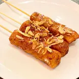 台湾つくね串3本(神保町 餃子小龍包)