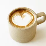 ほうじ茶ティーラテ(HOT)HOJICHA TEA LATTE（HONEYCOMB COFFEE）