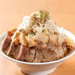 5.吉岡定番 すべてマシマシラーメン Yoshioka Special Pork Ramen (Topping Maximum Amount)（自家製熟成麺 吉岡 目白店）