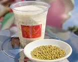 緑豆ソイミルクスムージー Mung Bean Soy Milk Smoothie（台湾タンパオ 三宮生田ロード店）