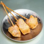 名物バラかつ串（とんかつ時代屋）
