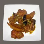 カラアゲのカレー風味 Curry-Flavored Japanese Fried Chicken (Karaage)(中国料理 みんらく)
