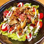 きのこサラダ Mushroom Salad（焼き鳥 お持ち帰り専門店 すがもと）