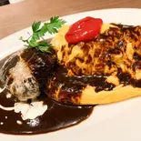 ドミグラスソースオムライス＆ハンバーグ(オムバーグ)（洋食 ゆう）