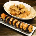フライドチキン (骨なし) 6個&タッカルビのり巻き(韓国料理 トンマッコル 上野店)