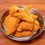 (ハーフ)スノーウィング甘辛チーズ味チキン/Hot Snowing Cheese chicken/매콤치즈스노윙치킨(ネネチキン1号店)
