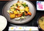 白身魚と彩り野菜甘酢あんかけ（喫茶高輪）