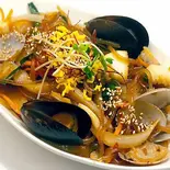 海鮮チャプチェ（韓国家庭料理ジャンモ 聖蹟桜ヶ丘店）