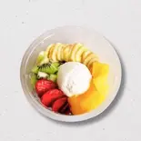 グリークヨーグルトとフルーツ Greek yogurt and fresh fruit（DogBon café）