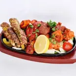 タンドリーミックスグリル Tandoori Mix Grill（KATHMANDU MOMO HOUSE）
