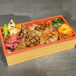 上カルビ丼（焼肉炭味家）