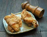 唐揚げ2個 Fried Chicken - 2 Pieces(トルネードバーガー TONY’S)