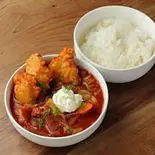 ローストチキンのボルシチカレーBorscht Curry with Roasted Chicken（トットマン食堂のボルシチカレー）