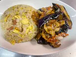 味噌ナスチャーハン丼（康楽）