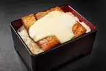 (竹)豚亭卵敷なしチーズのせ (Special) Tontei Cheese Topping Without Egg（〈ごはん特盛まで無料〉豚亭 弘明寺店）