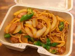 昔ながらの焼きナポリタン（食酒場Nest広尾）