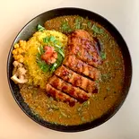 ロースカツキーマカレー（スパイスの隠れ家）