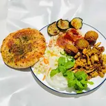ミックスプレート MIX PLATE Chicken Shawarma＆Falafel＆Hummus＆Salad（ファラッフェル タイム）