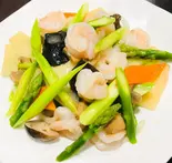 エビとアスパラ炒め(酔香園)