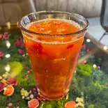 紅茶とイチゴ＆ナタデココ（カフェ茶Cha茶Cha茶Cha）