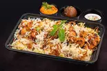 チキンティッカビリヤニデザートグリーンサラダ Chicken Tikke Biryani dessert green salad（インド料理 ケバブ ＆ ビリヤニ ハウス Indian Restaurant Kebab ＆ Biryani house）