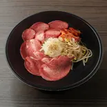 国産牛・ねぎ塩牛タン丼(済州ユッケジャン)