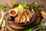 ガイヤーン 鶏もも肉の炙り焼き（アジアンビストロDai 武蔵小杉店）
