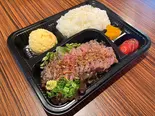 黒毛和牛ステーキ弁当(肉タレ屋 なんばBAL店)