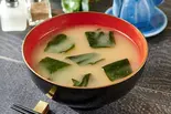 お味噌汁（炭香る親子丼『鶏々々』 六湛寺町店）
