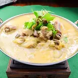 豚スペアリブと漬け白菜の煮込み(酸菜排骨)(チャイナ厨房 亀戸駅前店)