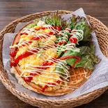 スクランブルエッグサラダピザっフル（ピザ＆ワッフル バスターズ (PIZZA＆WAFFLE BUSTERS)）