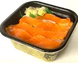 サーモン丼(海鮮茶漬け&海鮮丼940円~ 尼の丼丸 西長洲店)