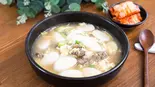 韓国お雑煮トックッ 떡국 Rice Cake Soup(韓国料理ナジミキンパ)