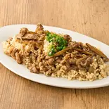 牛飯(牛とごぼうの炊き込みご飯) Cooked Beef Rice（旨味！牛飯カオマンガイ KHAO MAN GOOD 糀谷）
