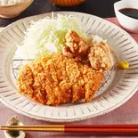 マルキン醤油からあげ(2個)とやわらかチキンカツ弁当（揚げたてかつ TAKUMI 大橋店）
