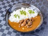 チャンピオン黒毛和牛の牛すじカレー(サラダ・ライス付き)（薬院成田屋のカレー＆ビーフシチュー）