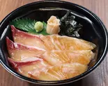 ぶりと鯛の漬け丼（魚民のすし 香里園西口駅前店）