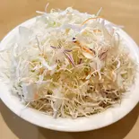 千切キャベツ（とんかつ来家）
